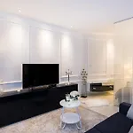 Luxury Arc דירה